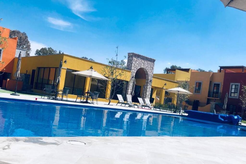 Depa En San Miguel De Allende Zirandaro Con Piscina Luaran gambar