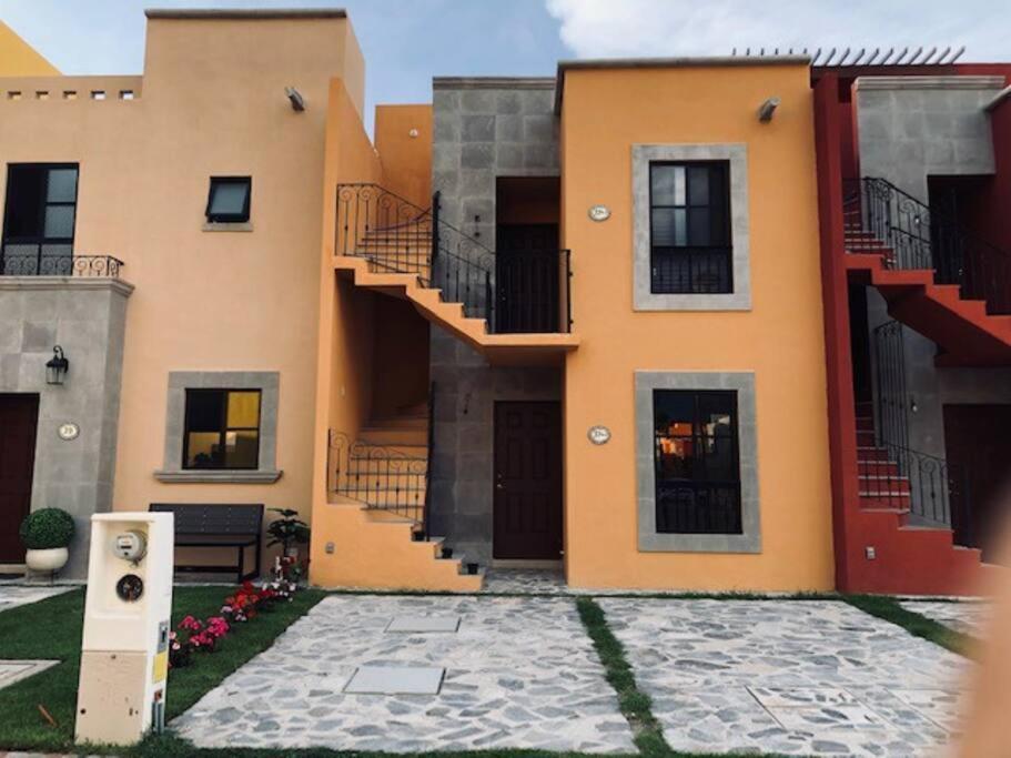 Depa En San Miguel De Allende Zirandaro Con Piscina Luaran gambar